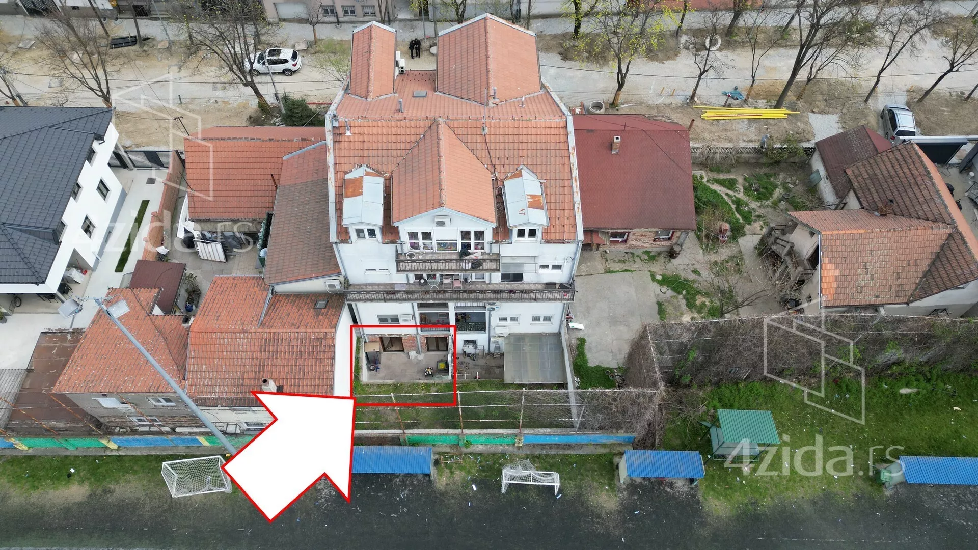 Jednoiposoban stan | 4zida