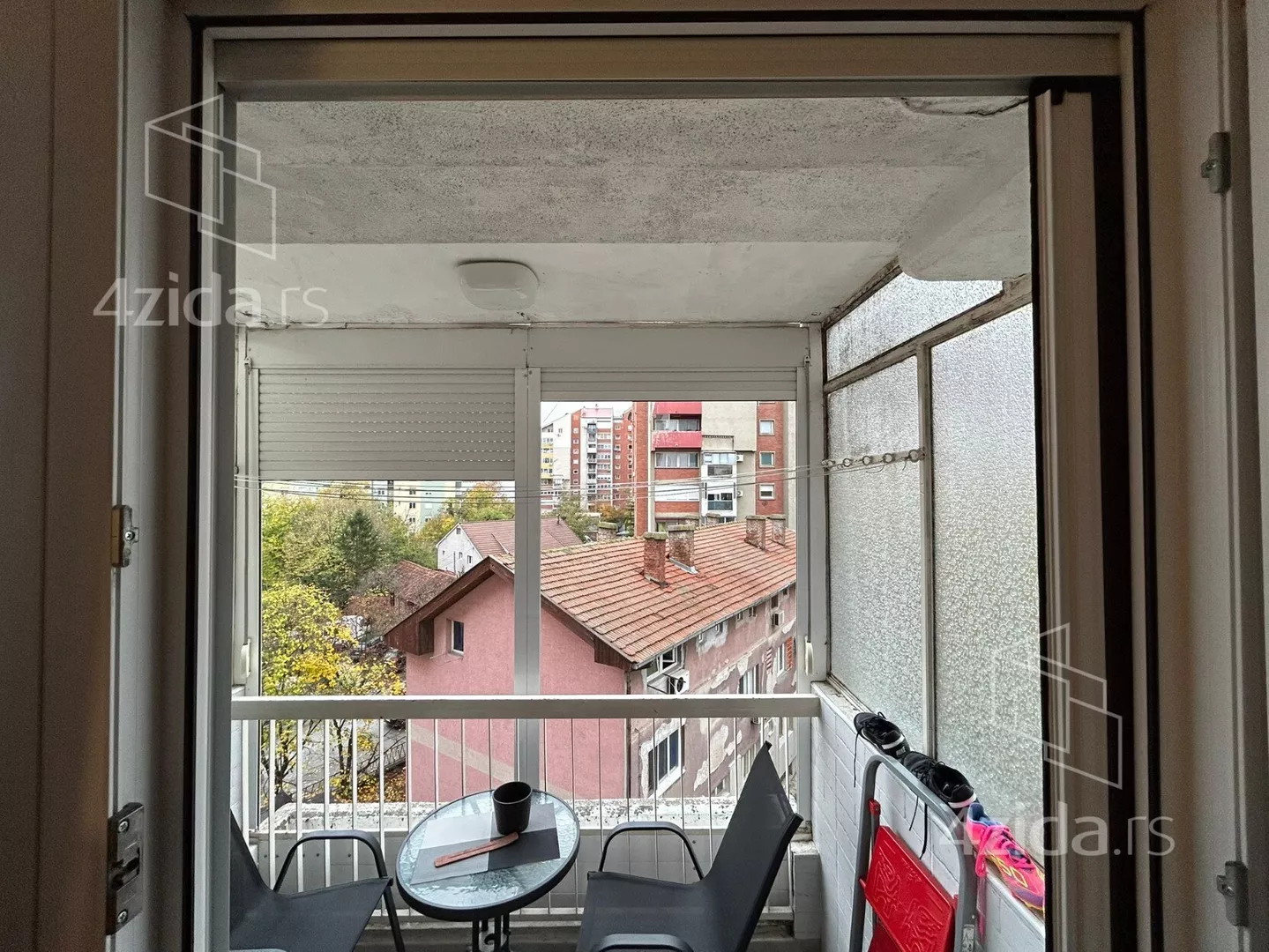 Dvoiposoban stan | 4zida