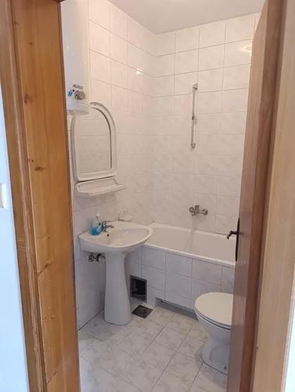 Lasla Gala 11 | 4zida.rs