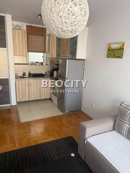 Križanićeva | 4zida.rs