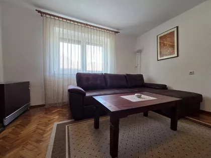 Kuća za izdavanje · 78 m² · Željezničko Naselje, Gradske lokacije, Subotica