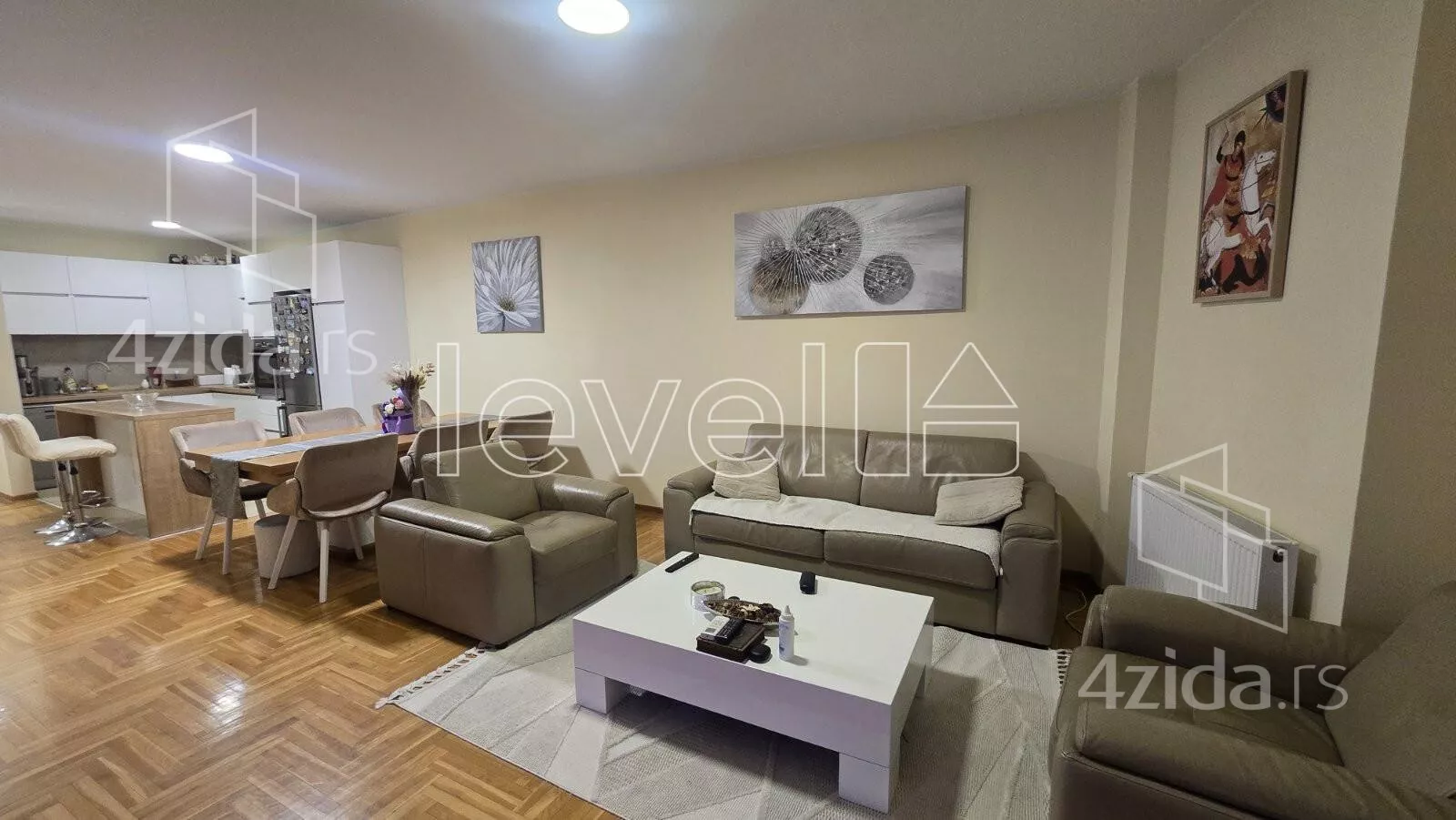 Četvorosoban stan | 4zida