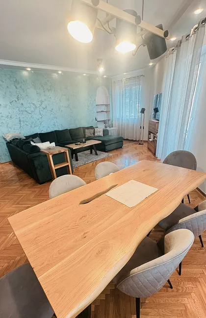 Stari Grad | 4zida.rs