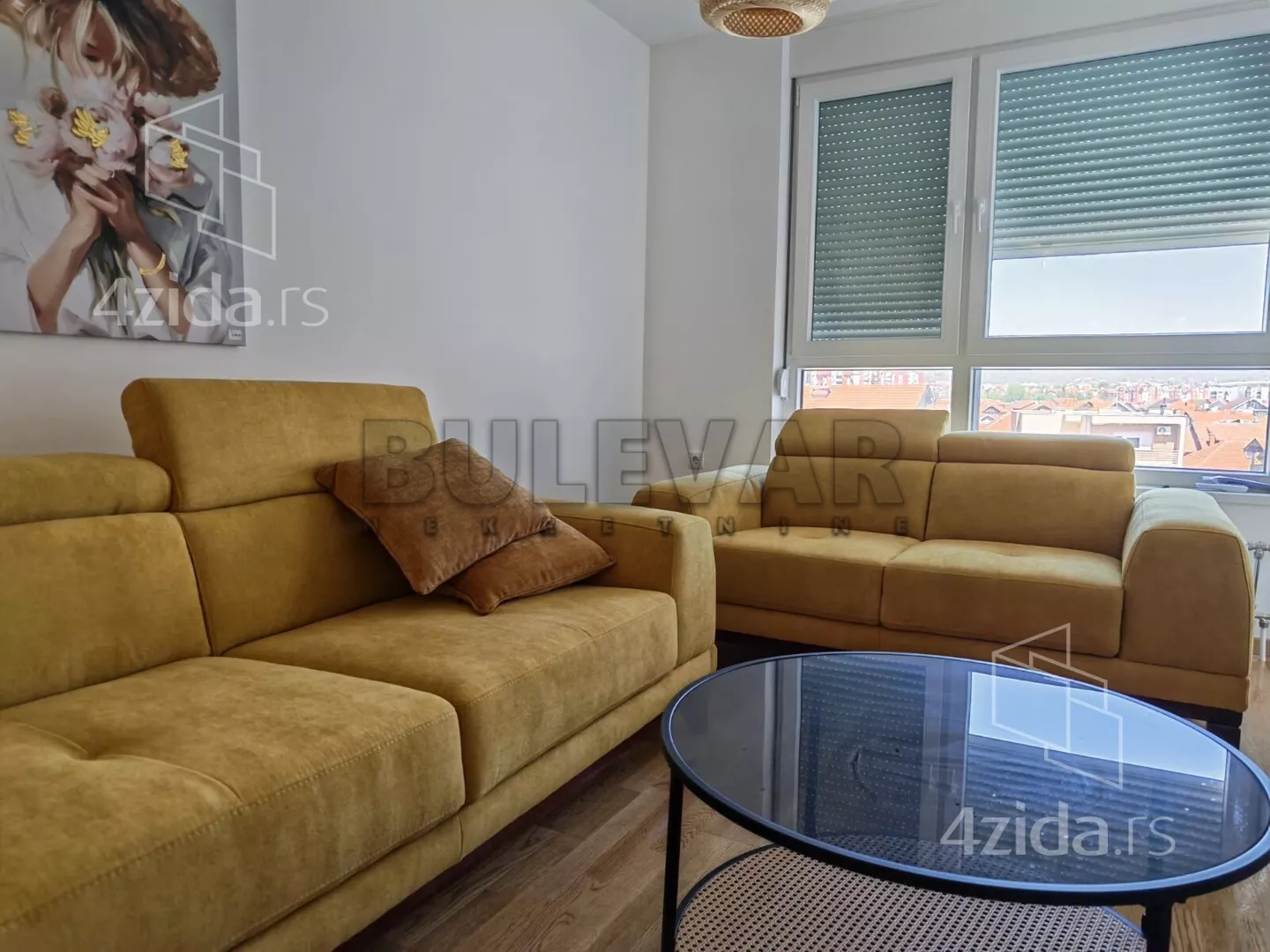 Jednoiposoban stan | 4zida