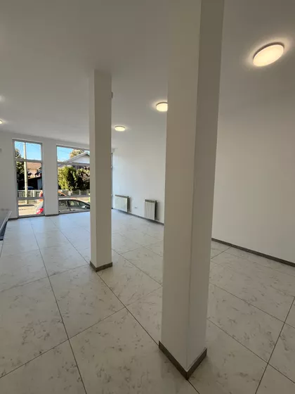 Zdravkovića 12B | 4zida.rs