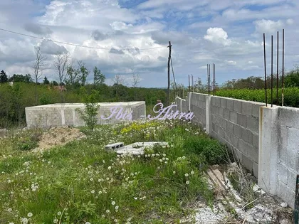 Partizanski put | 4zida.rs