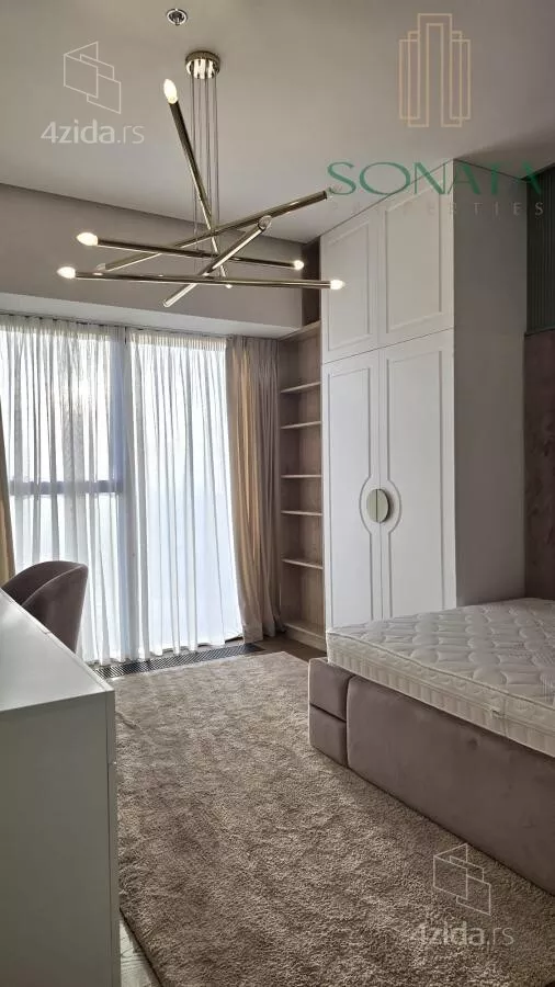 Petosoban stan | 4zida