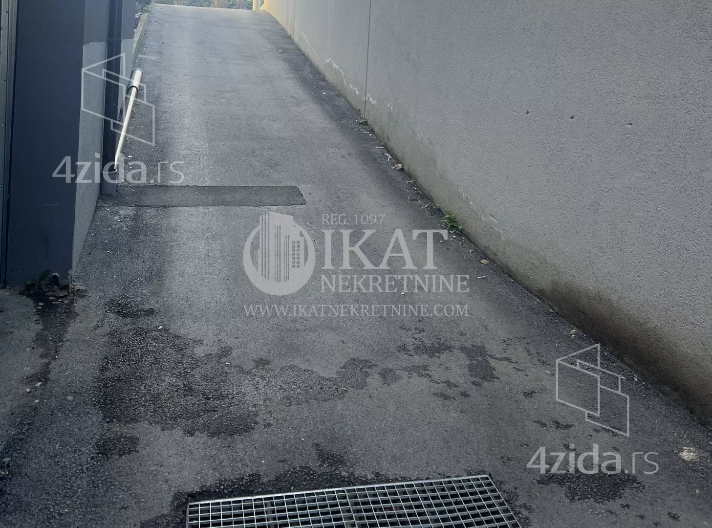 Garaža | 4zida