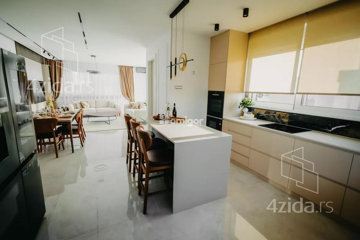 Petosoban stan | 4zida