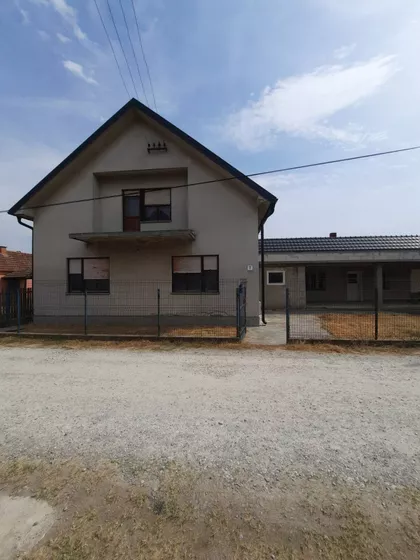 Letnjikovac | 4zida.rs