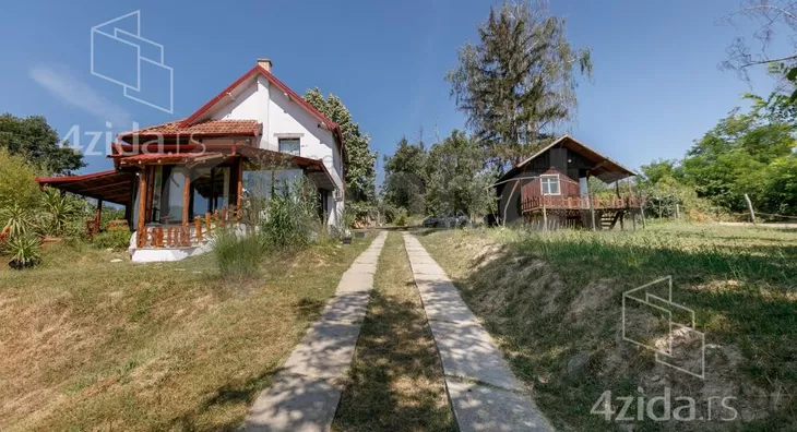 Kuća | 4zida