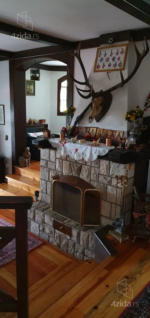 4-etažna kuća | 4zida