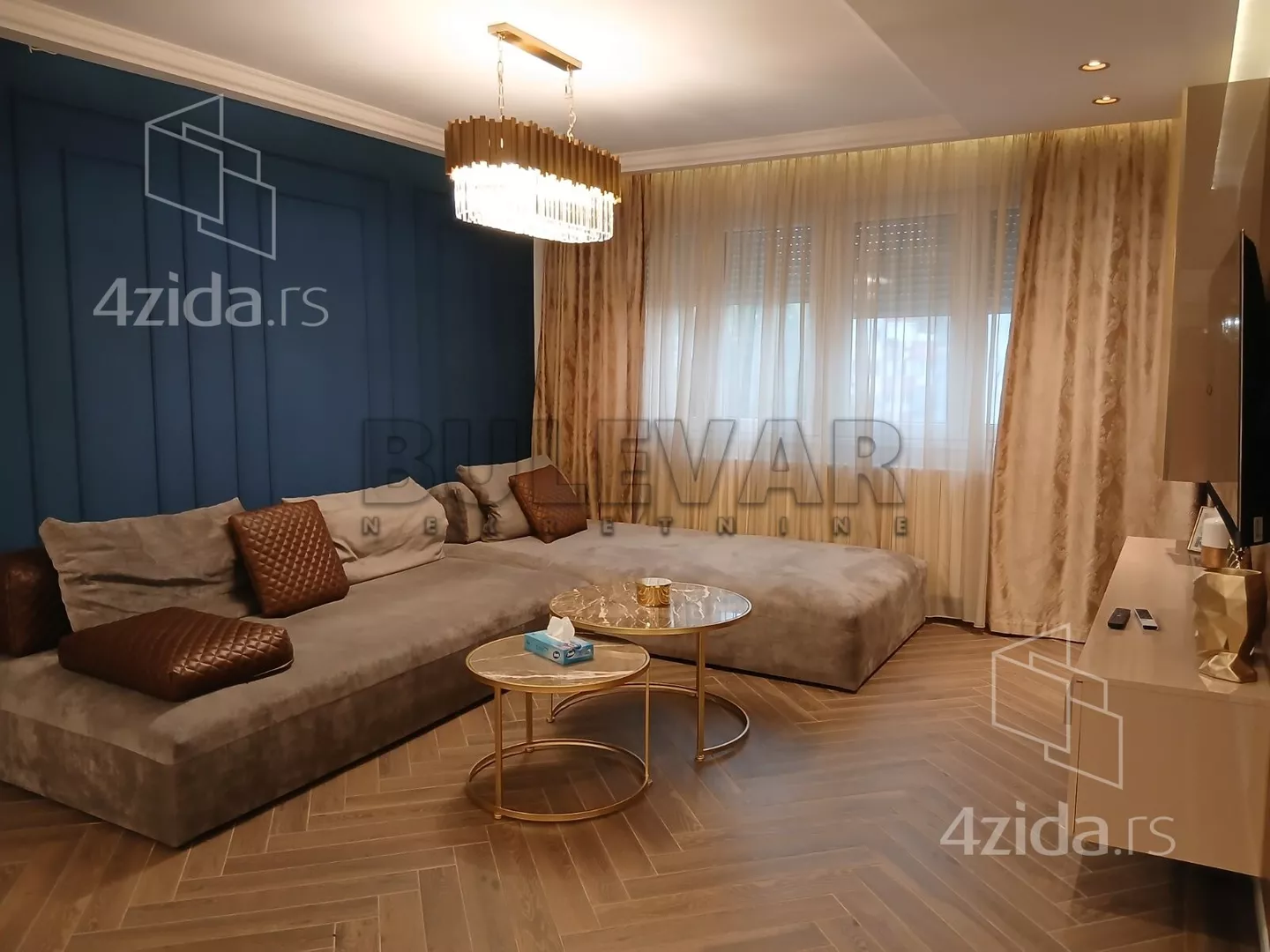 Četvorosoban stan | 4zida