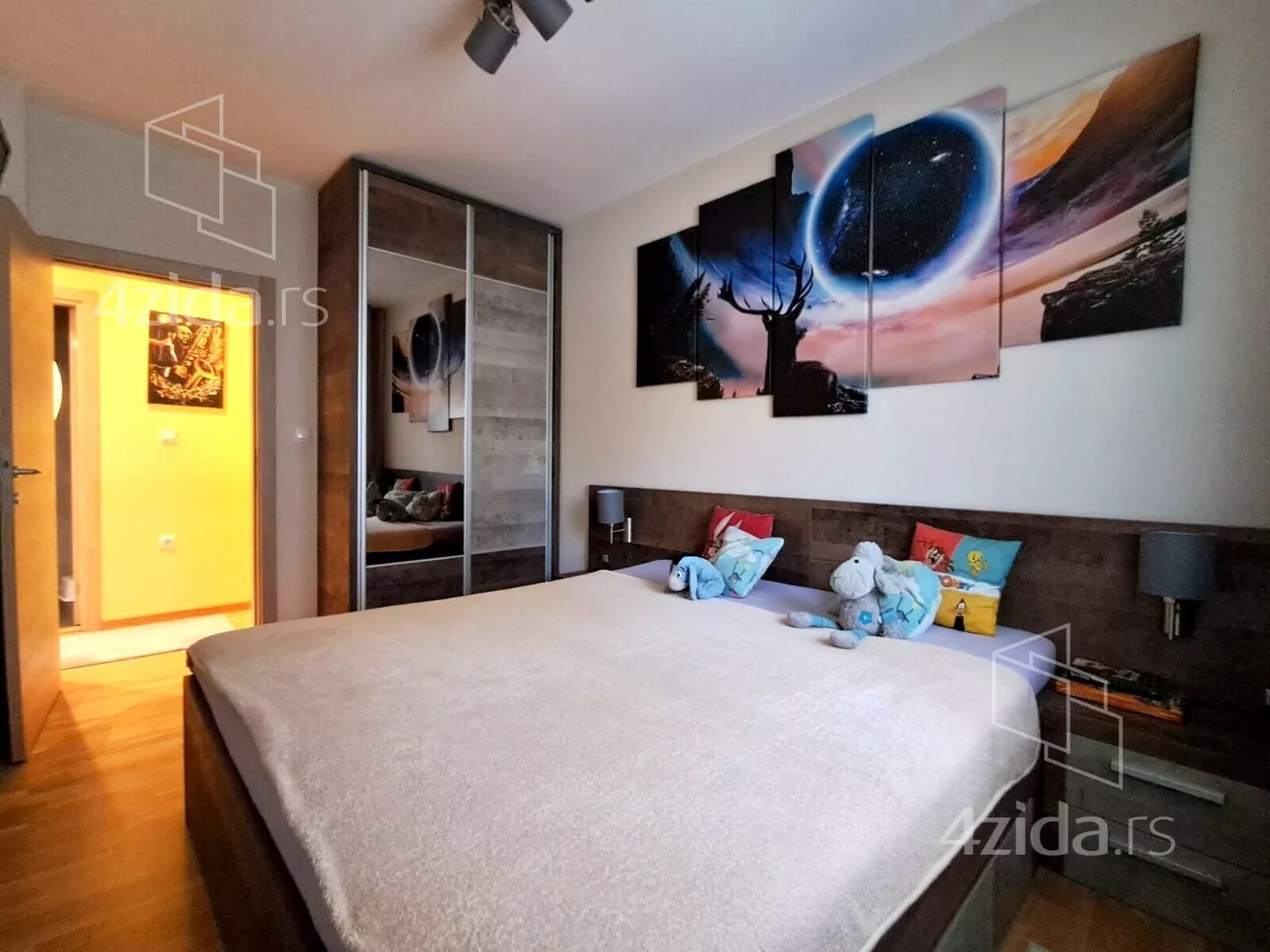 Dvoiposoban stan | 4zida