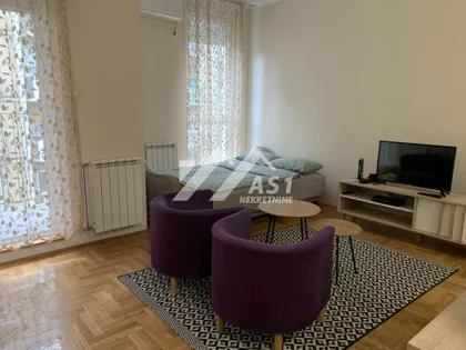 Sremska | 4zida.rs