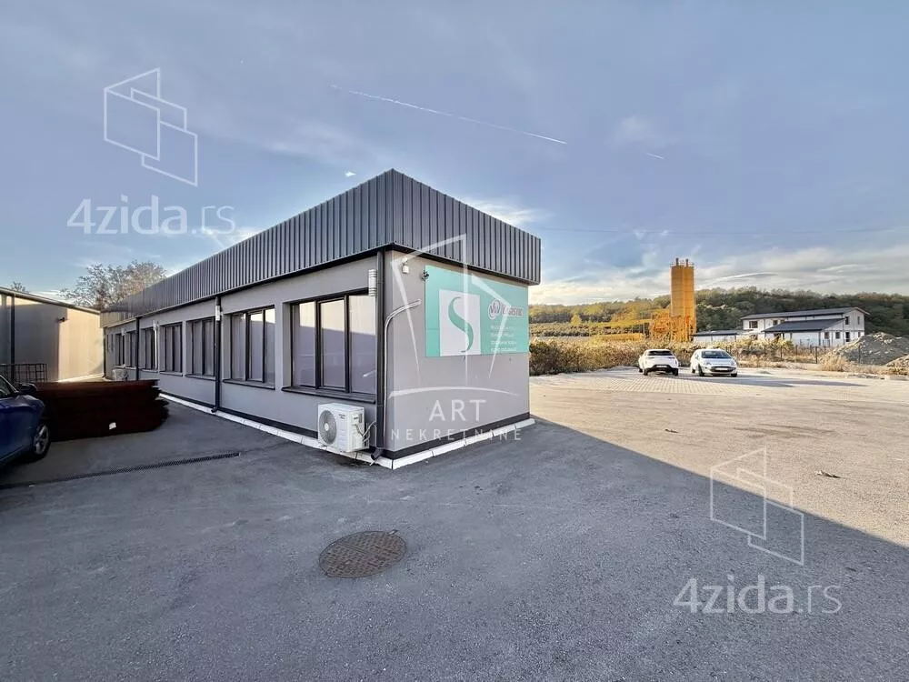 Poslovni prostor | 4zida