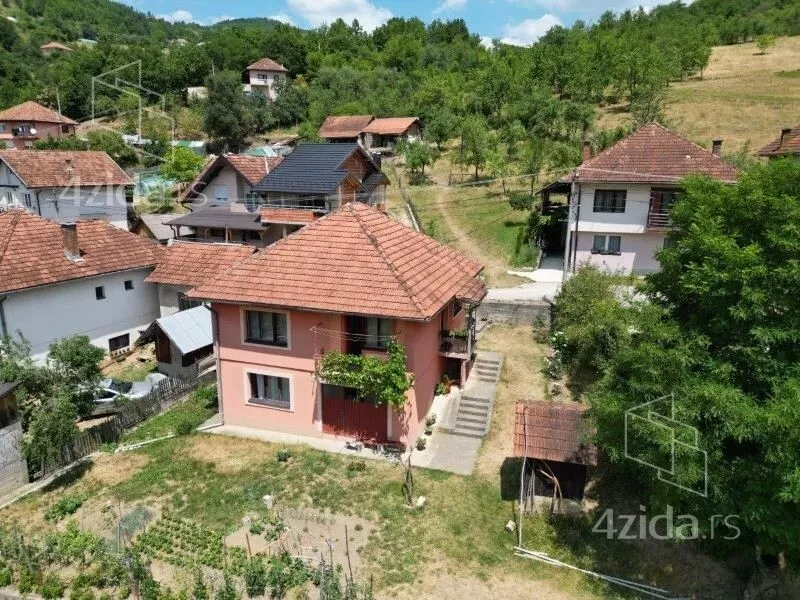 Kuća | 4zida
