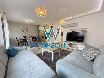 Jovana Hranilovića | 4zida.rs