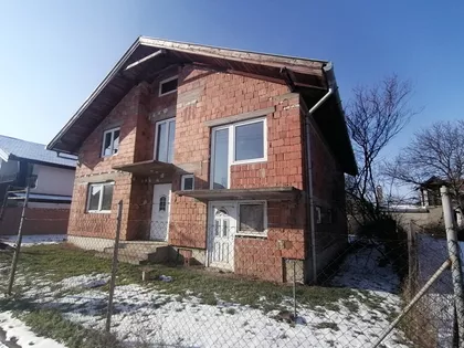 Mali Bajmok | 4zida.rs