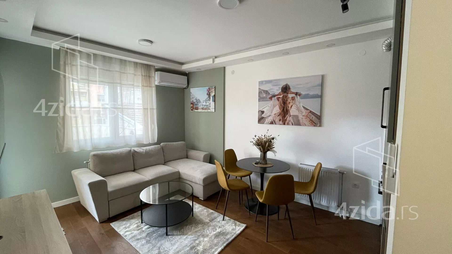 Jednoiposoban stan | 4zida