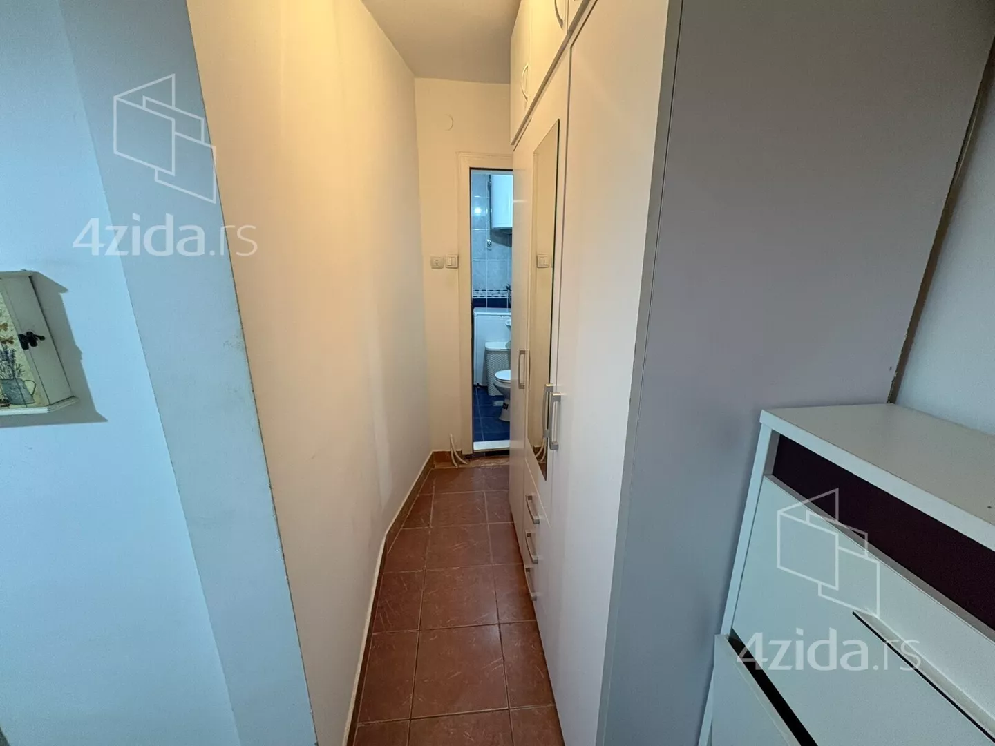 Garsonjera | 4zida