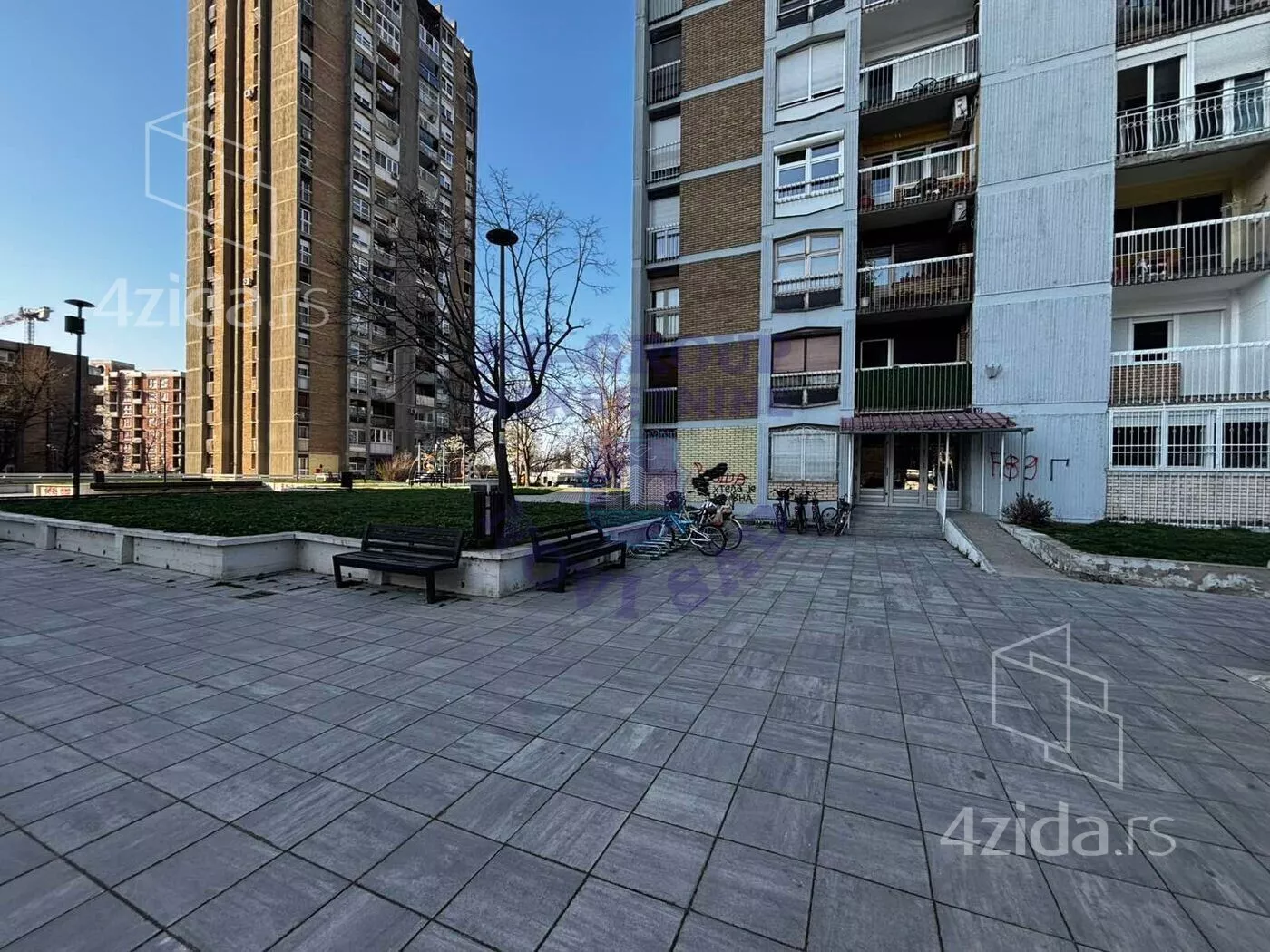 Četvorosoban stan | 4zida