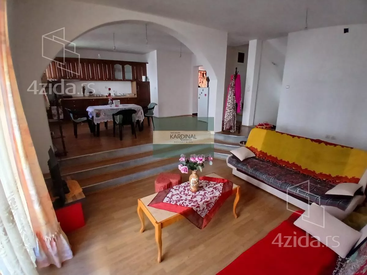 Kuća | 4zida