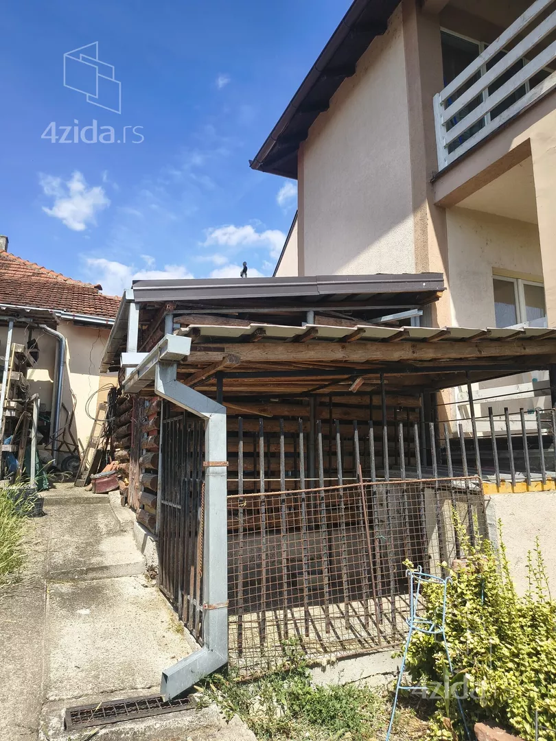 3-etažna kuća | 4zida