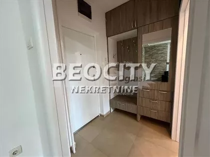 Ustanička | 4zida.rs