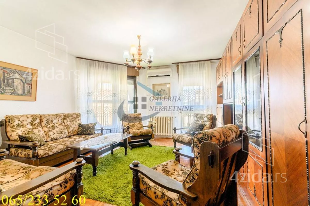 Troiposoban stan | 4zida