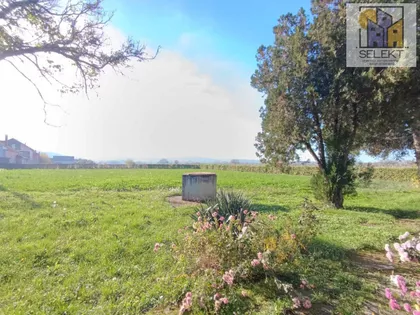 Okolne lokacije | 4zida.rs