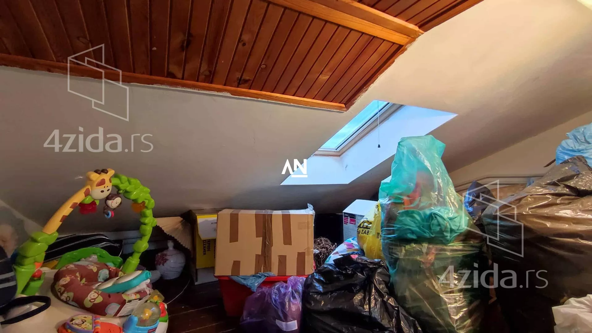 Četvorosoban stan | 4zida