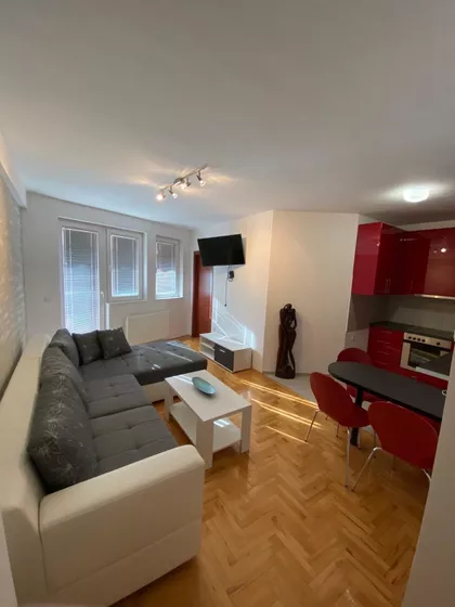 Daničićeva | 4zida.rs