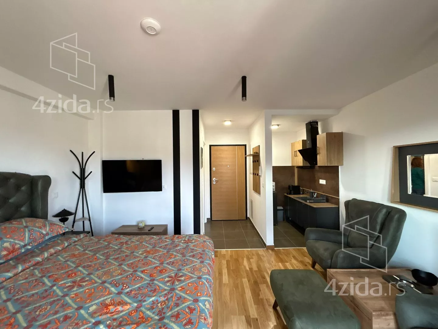 Garsonjera | 4zida