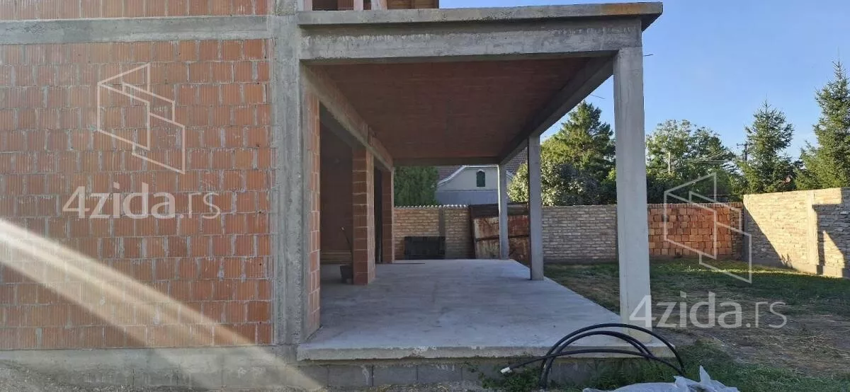 Kuća | 4zida