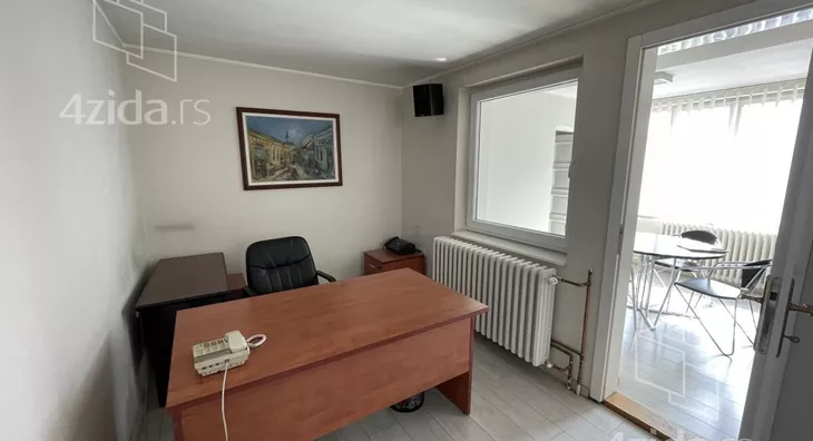 Poslovni prostor | 4zida