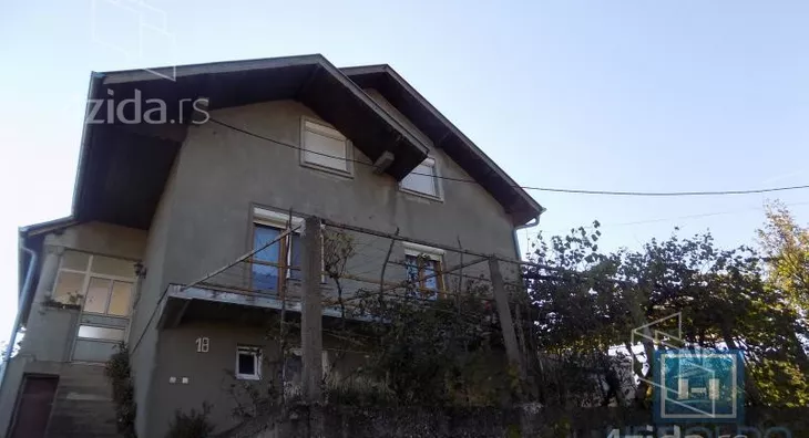 Kuća | 4zida