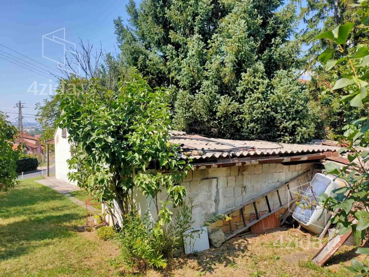 Plac | 4zida