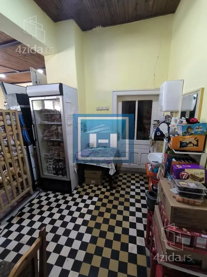 Poslovni prostor | 4zida