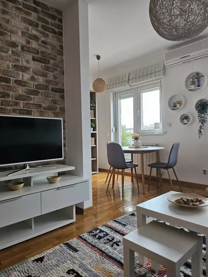 Gandijeva | 4zida.rs