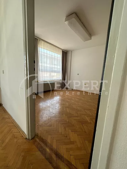 Obrenovićeva | 4zida.rs