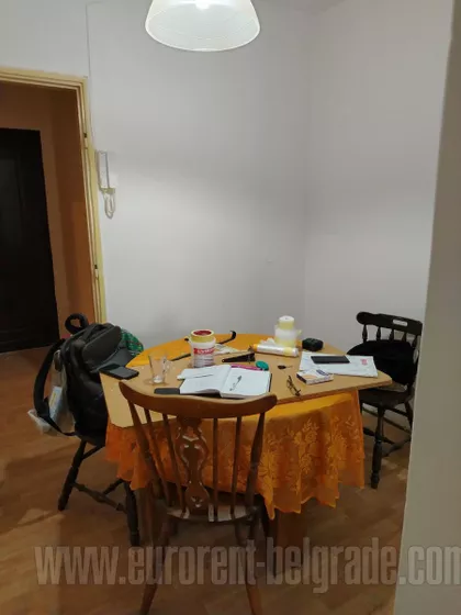 HILANDARSKA OKOLINA | 4zida.rs