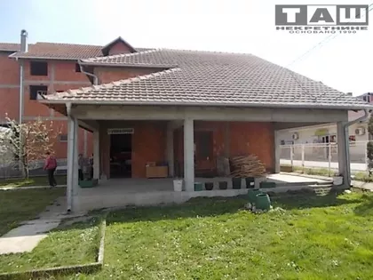 Korićani | 4zida.rs