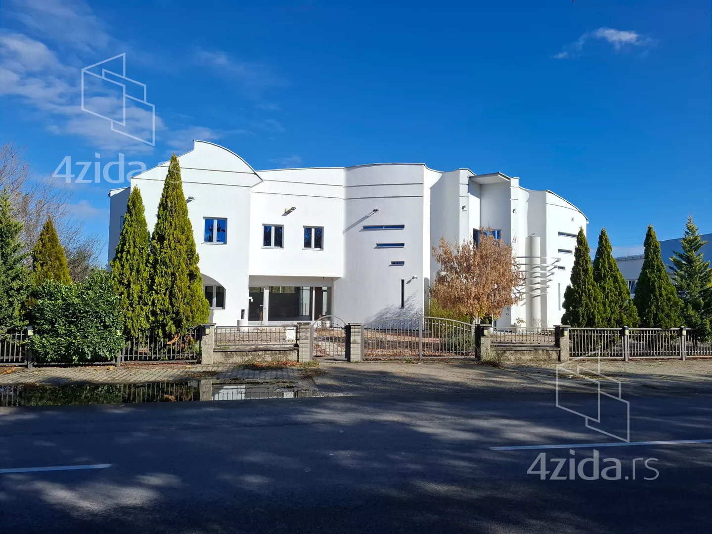 Poslovni prostor | 4zida