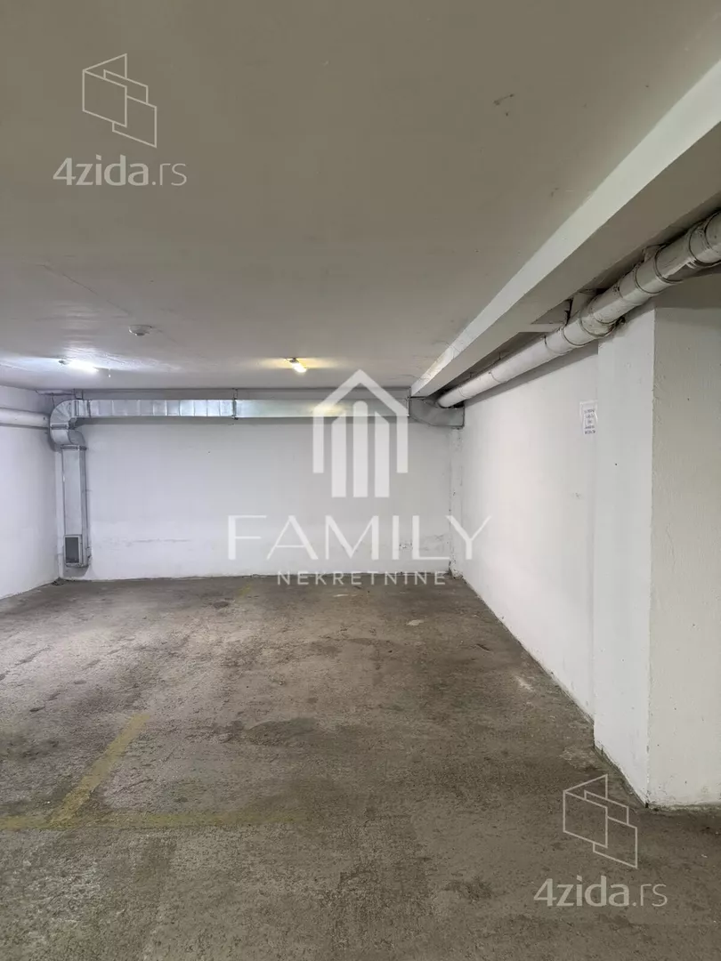 Garaža | 4zida