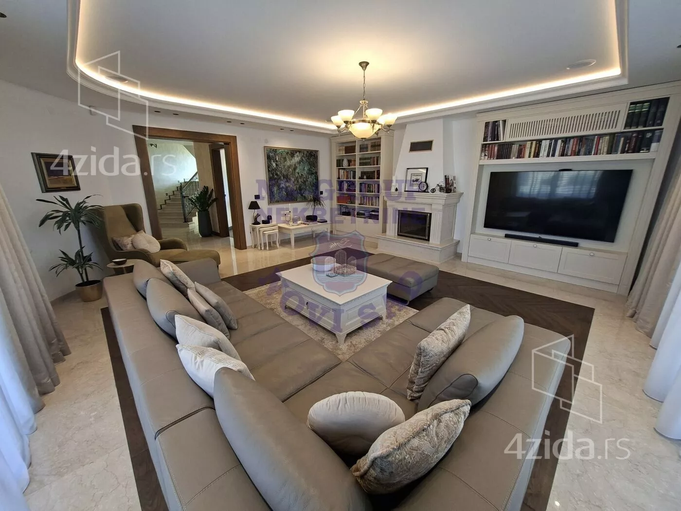 Troiposoban stan | 4zida