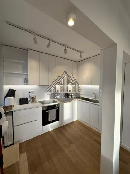 Dunavski kej | 4zida.rs