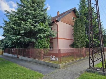 Mali Radanovac | 4zida.rs