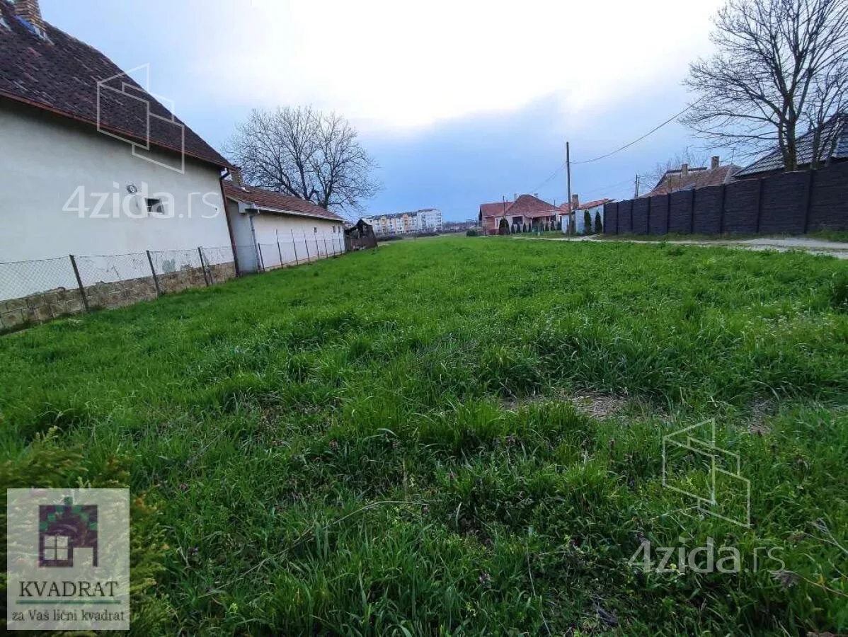Plac | 4zida