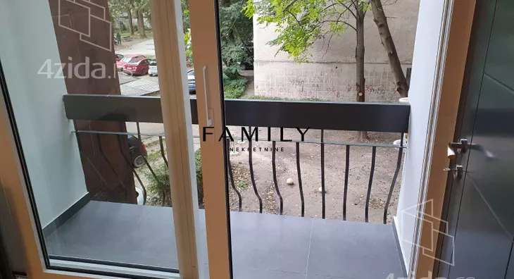 Četvoroiposoban stan | 4zida